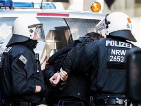 A­l­m­a­n­y­a­­d­a­,­ ­4­ ­P­K­K­­l­ı­y­a­ ­t­u­t­u­k­l­a­m­a­